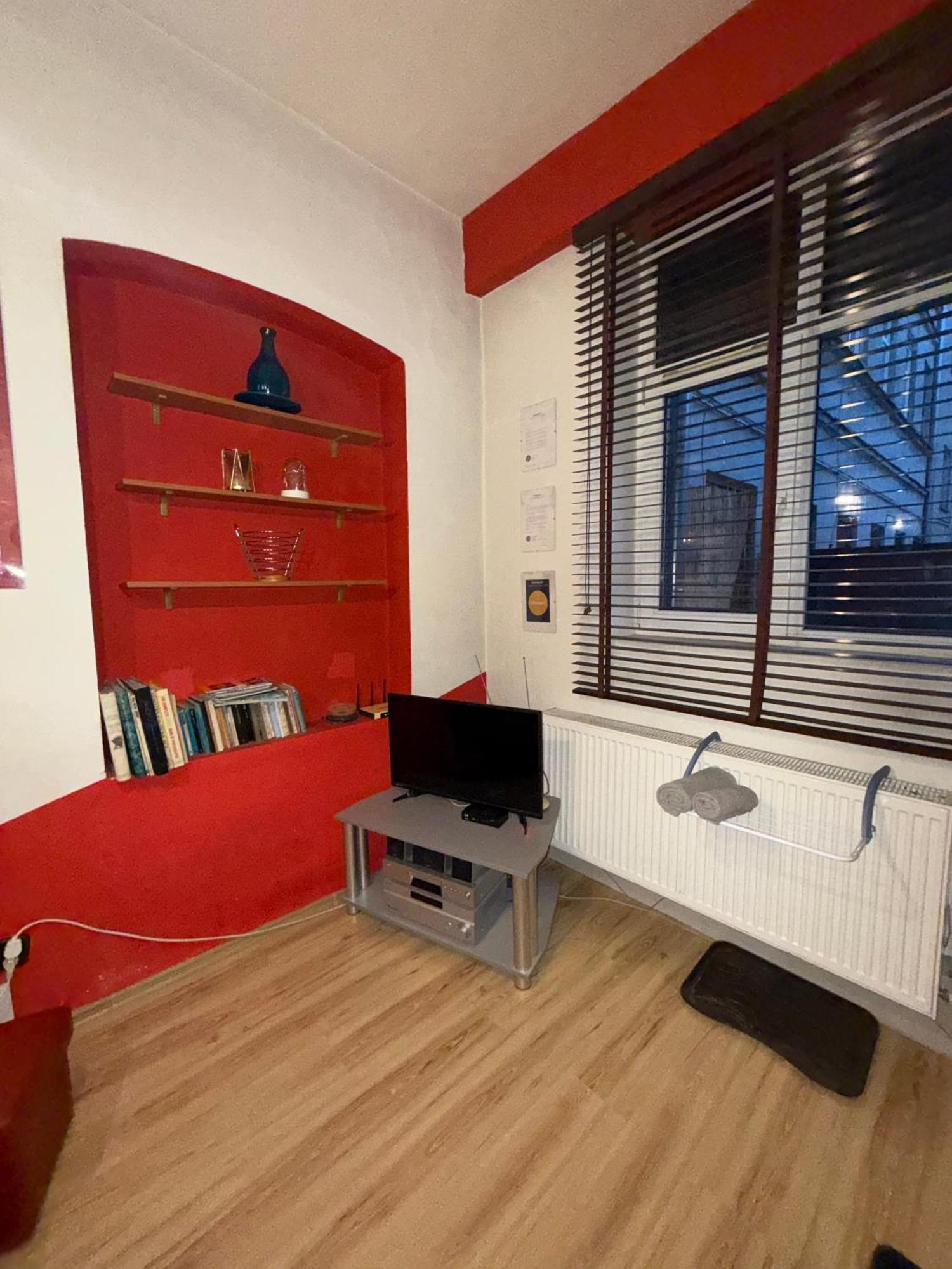 Studio Red And White Apartment Łódź Exterior foto